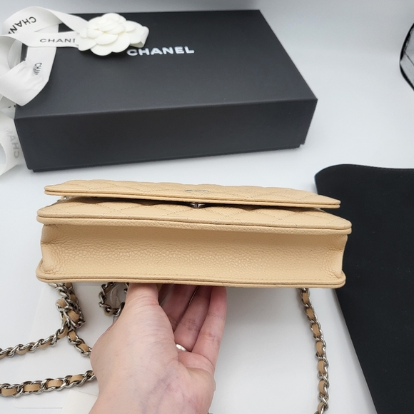Brand new 2022 authentic Chanel classic beige caviar quilted woc wallet on chain - Picture 6 of 17